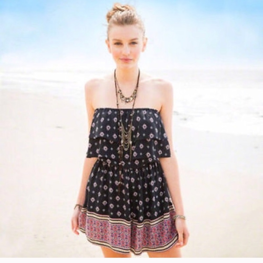 Hollister ruffle strapless flower romper nwt Boho